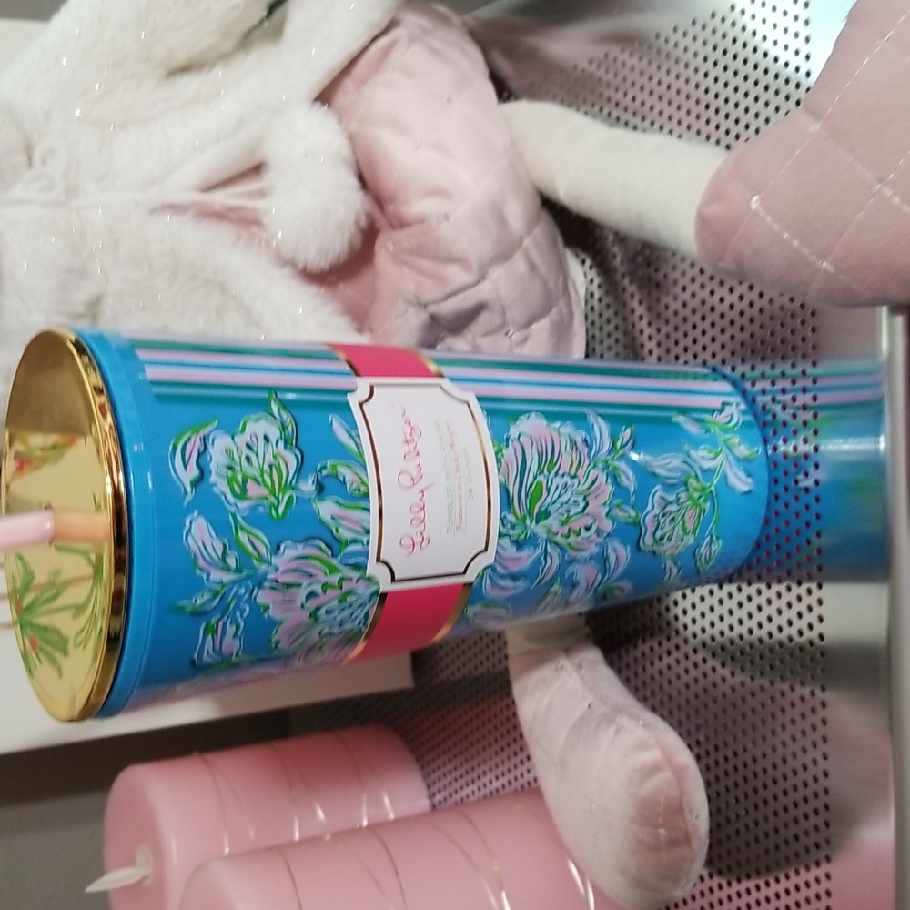Lilly Pulitzer 24 oz tumber